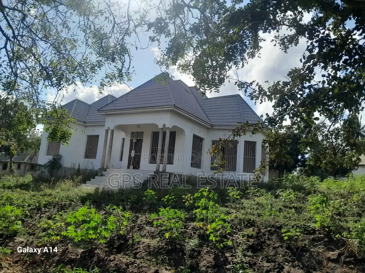 4bdrm House in Goba Kwa Robert, Kinondoni for sale in Kinondoni