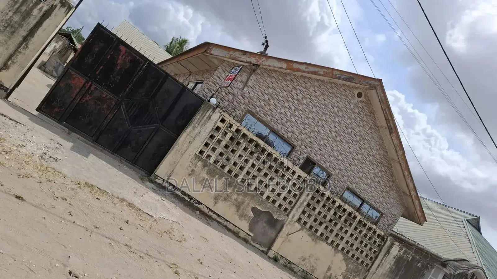 Guest House at Tandika Full Furnished in Tandika