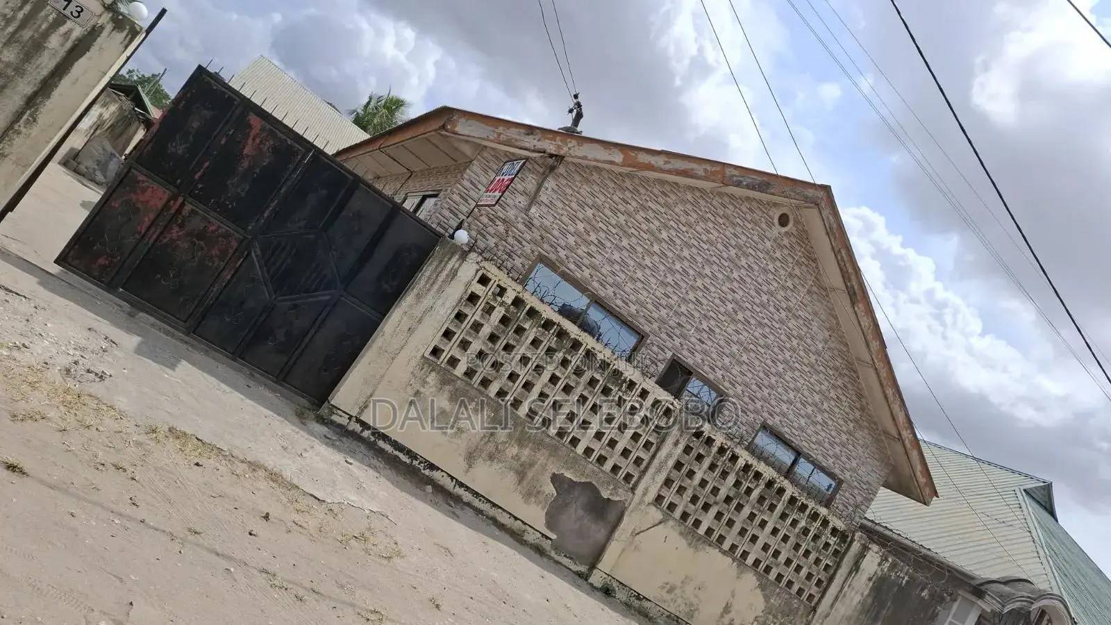 Guest House at Tandika Full Furnished in Tandika