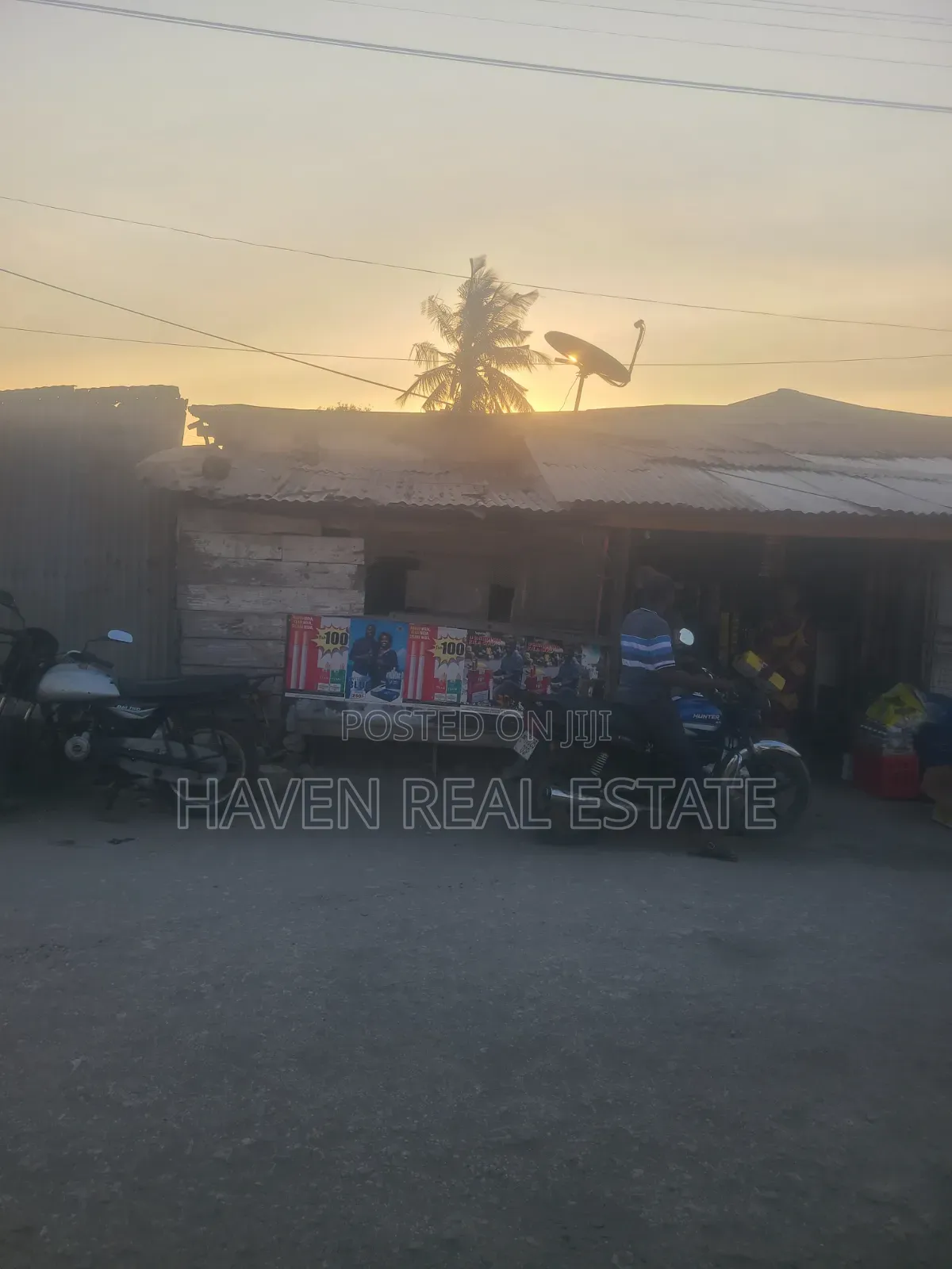 Kiwanja Kinauzwa Kinondoni in Kinondoni