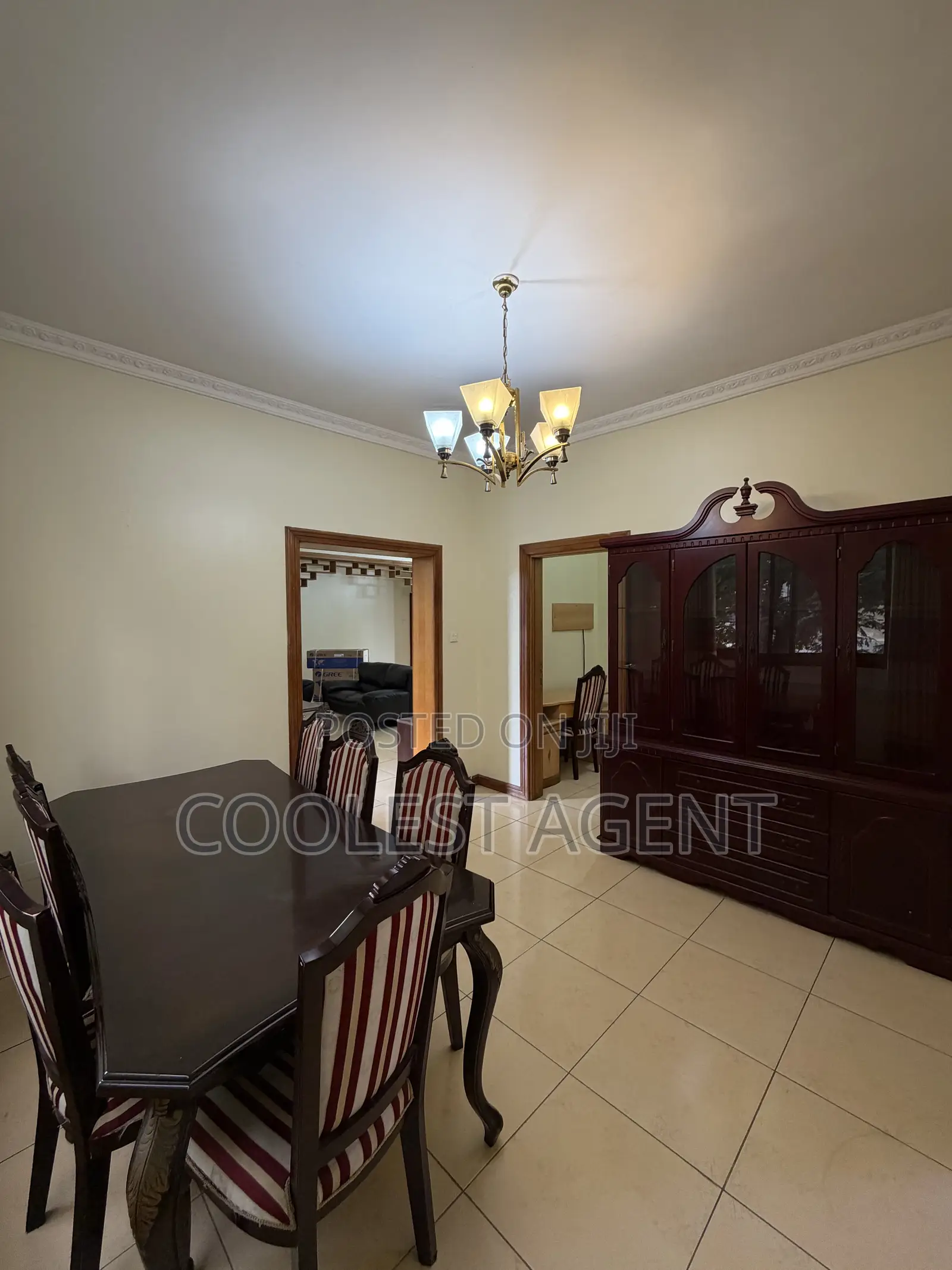 Furnished 3bdrm Apartment in Coolest Estate, Oyster Bay for rent in Oyster Bay