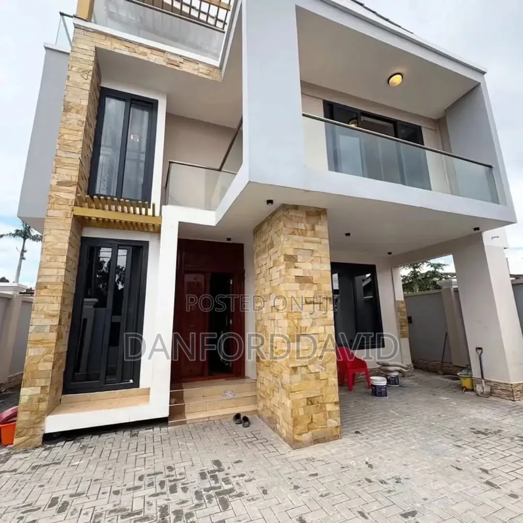 5bdrm House in Kahwa Real Estate, Sinza for rent in Sinza