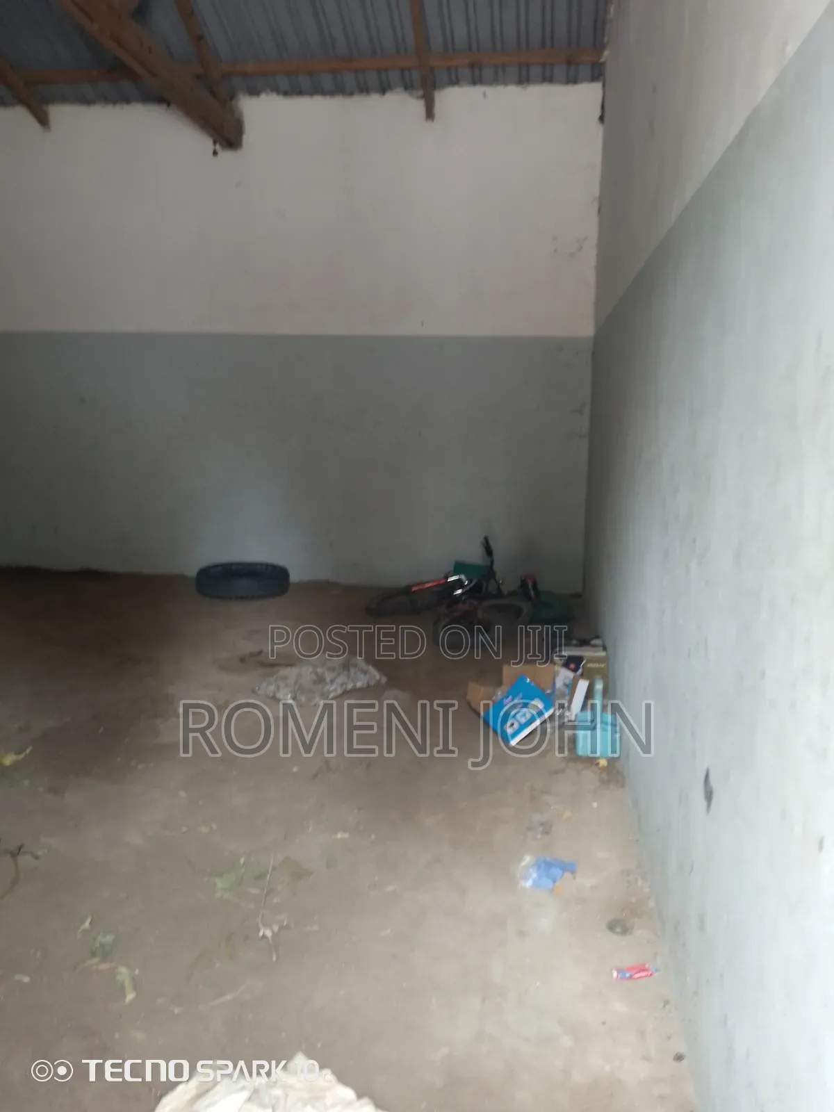 Godawn Sqmita 300 Kinapangishwa Milioni Moja Pugu Kajungeni. in Ilala