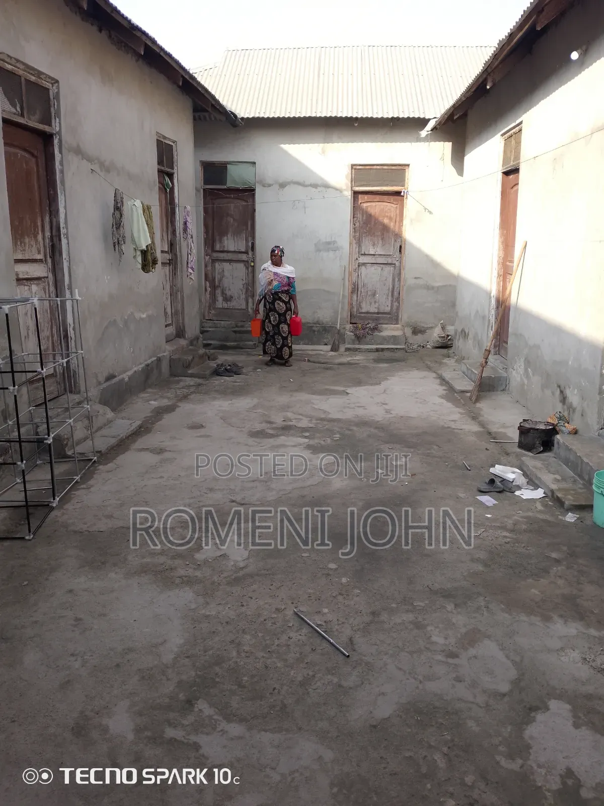 10bdrm Apartment in Tanzania Daresalaam., Ilala for sale in Ilala