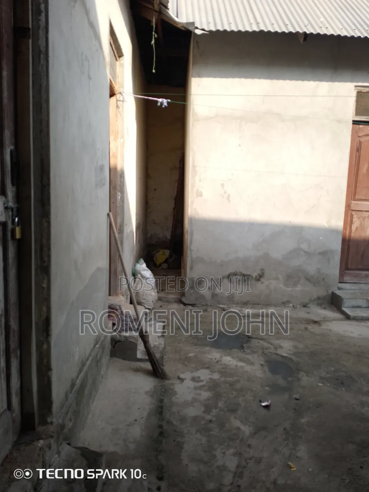 10bdrm Apartment in Tanzania Daresalaam., Ilala for sale in Ilala