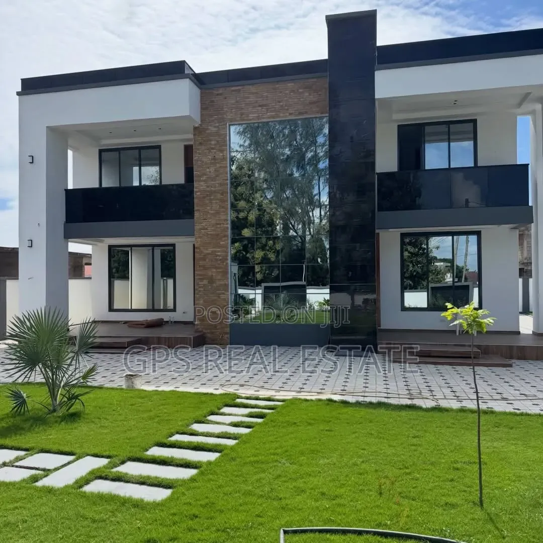 6bdrm House in Mbweni Jkt, Kinondoni for sale in Kinondoni