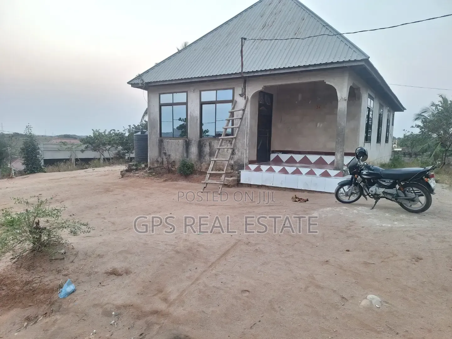 3bdrm House in Kifuru, Kinondoni for sale in Kinondoni