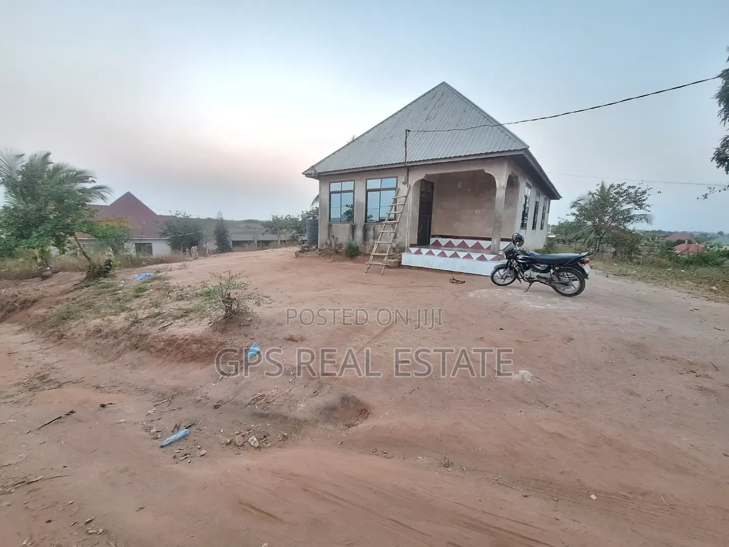 3bdrm House in Kifuru, Kinondoni for sale in Kinondoni