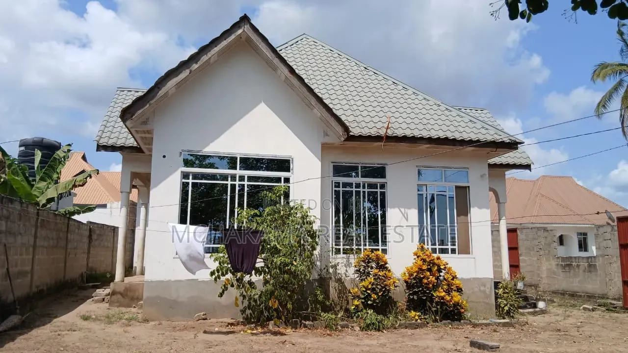 4bdrm House in Mchakama Real Estate, Mbagala for sale in Mbagala