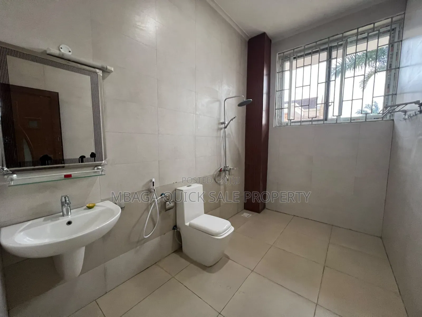 5bdrm House in Mbweni for sale in Mbweni
