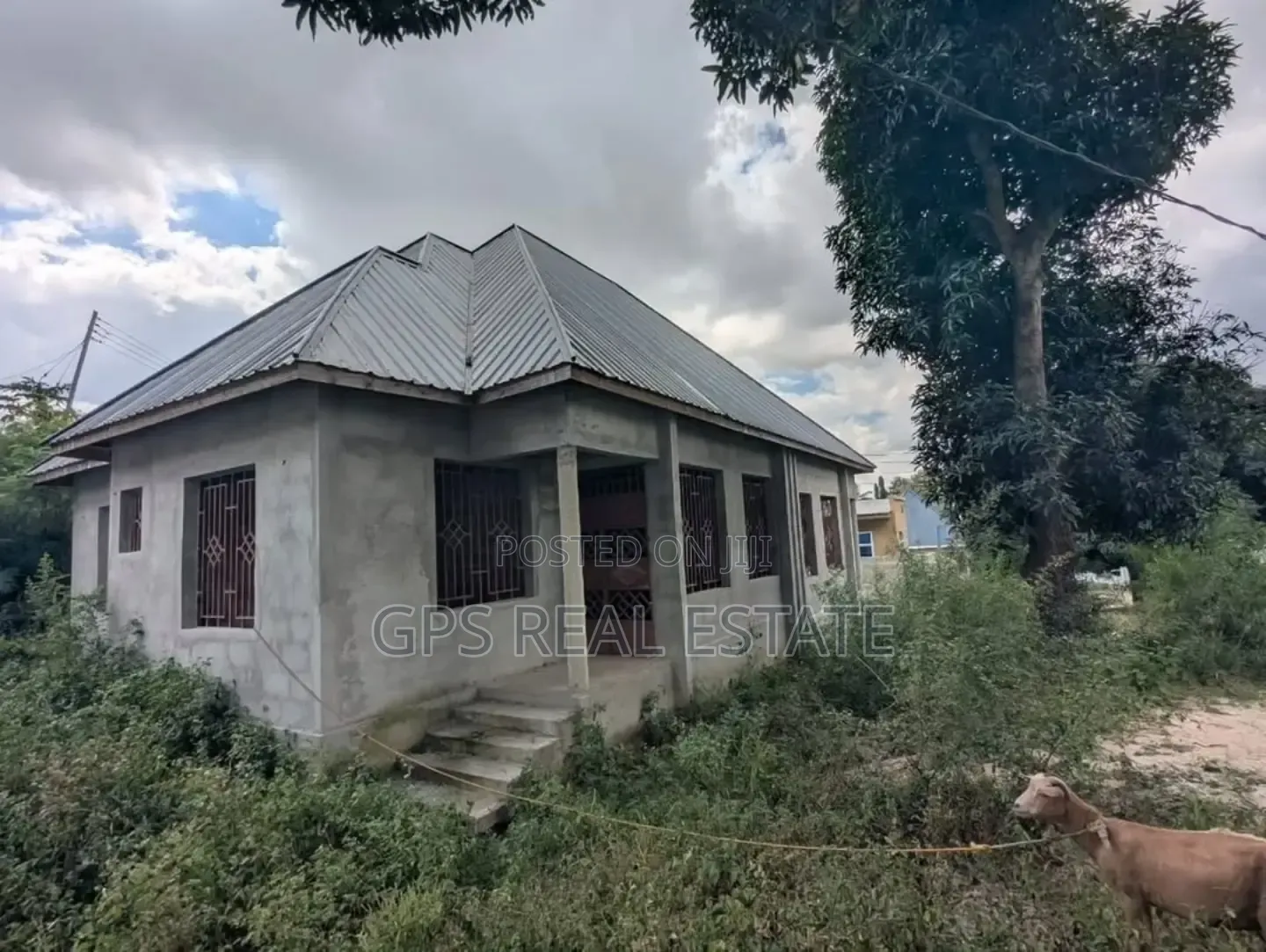 4bdrm House in Mbezi Kwa Msuguri, Kinondoni for sale in Kinondoni