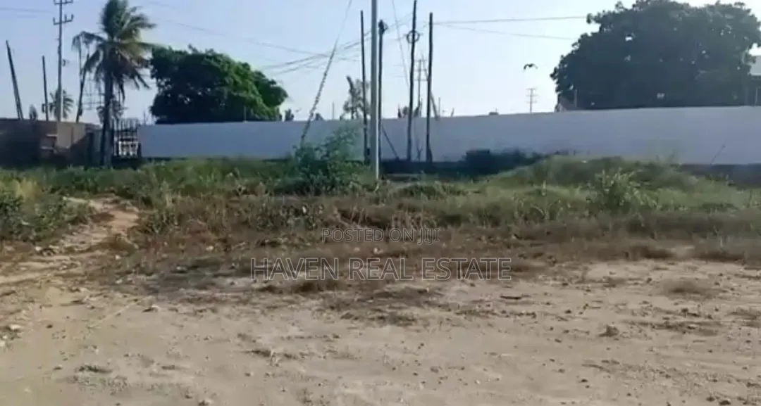 Yard for Rent at Nyerere Road in Kipawa