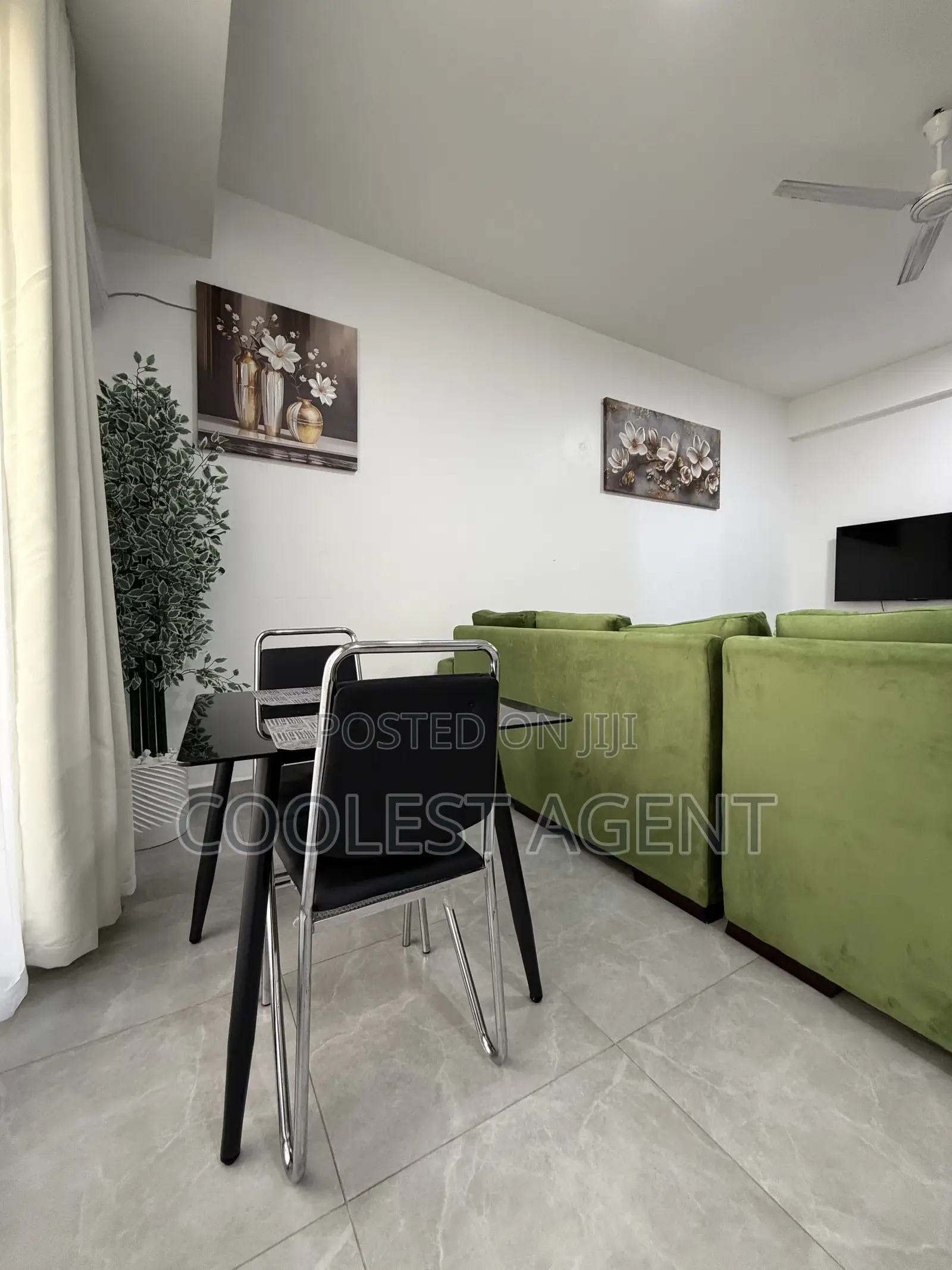 Short Stay Apartment in Msasani