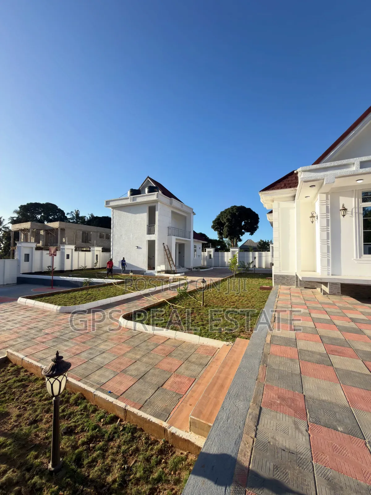 8bdrm House in Goba Center, Kinondoni for sale in Kinondoni