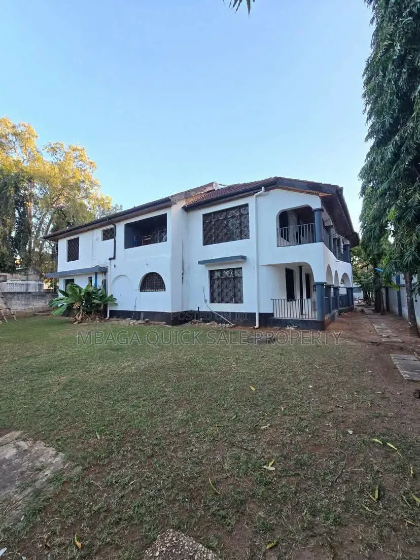 7bdrm House in Mikocheni for rent in Mikocheni