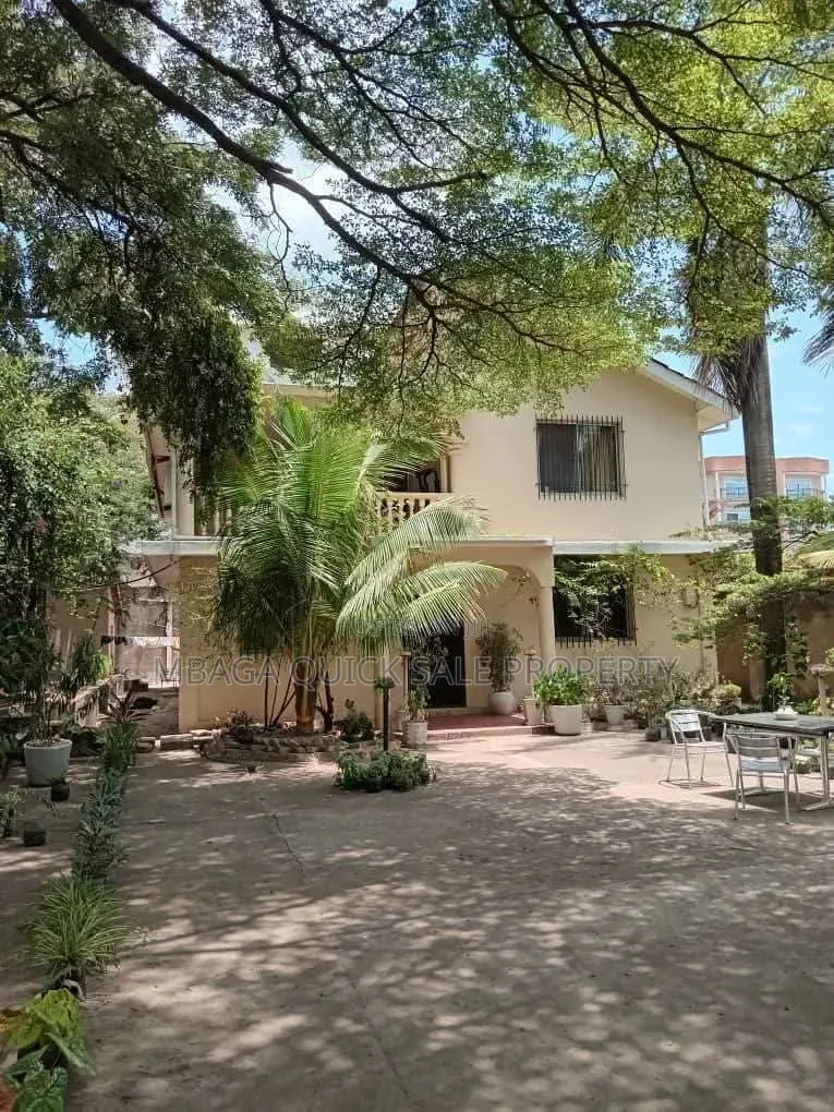 4bdrm House in Msasani for sale in Msasani