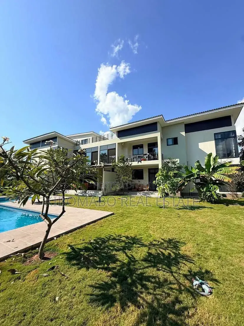 Furnished 1bdrm Apartment in Oyster Bay for rent in Oyster Bay