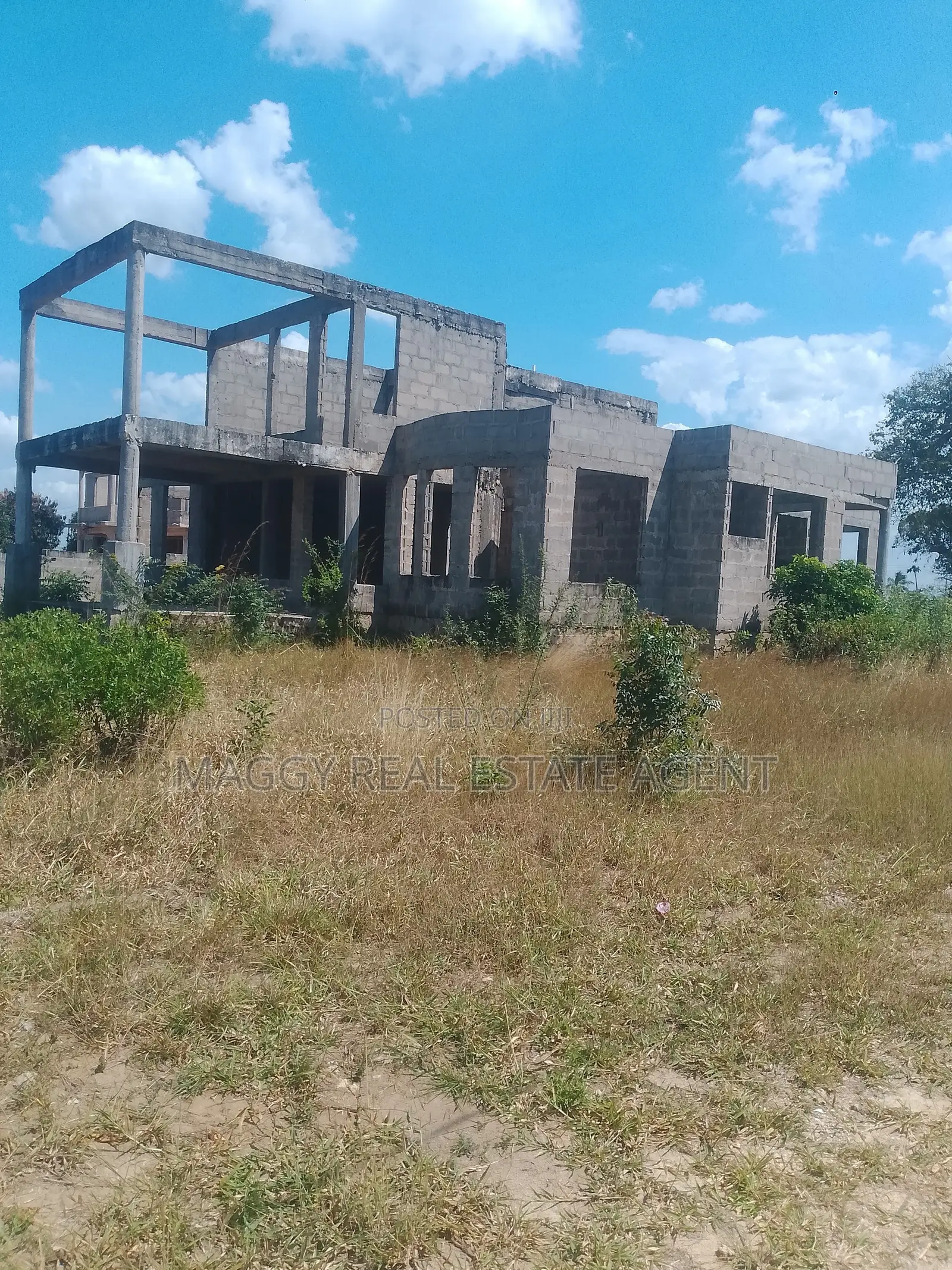 SQMTS 1700 Kiwanja Kinauzwa, Bunju B in Bunju