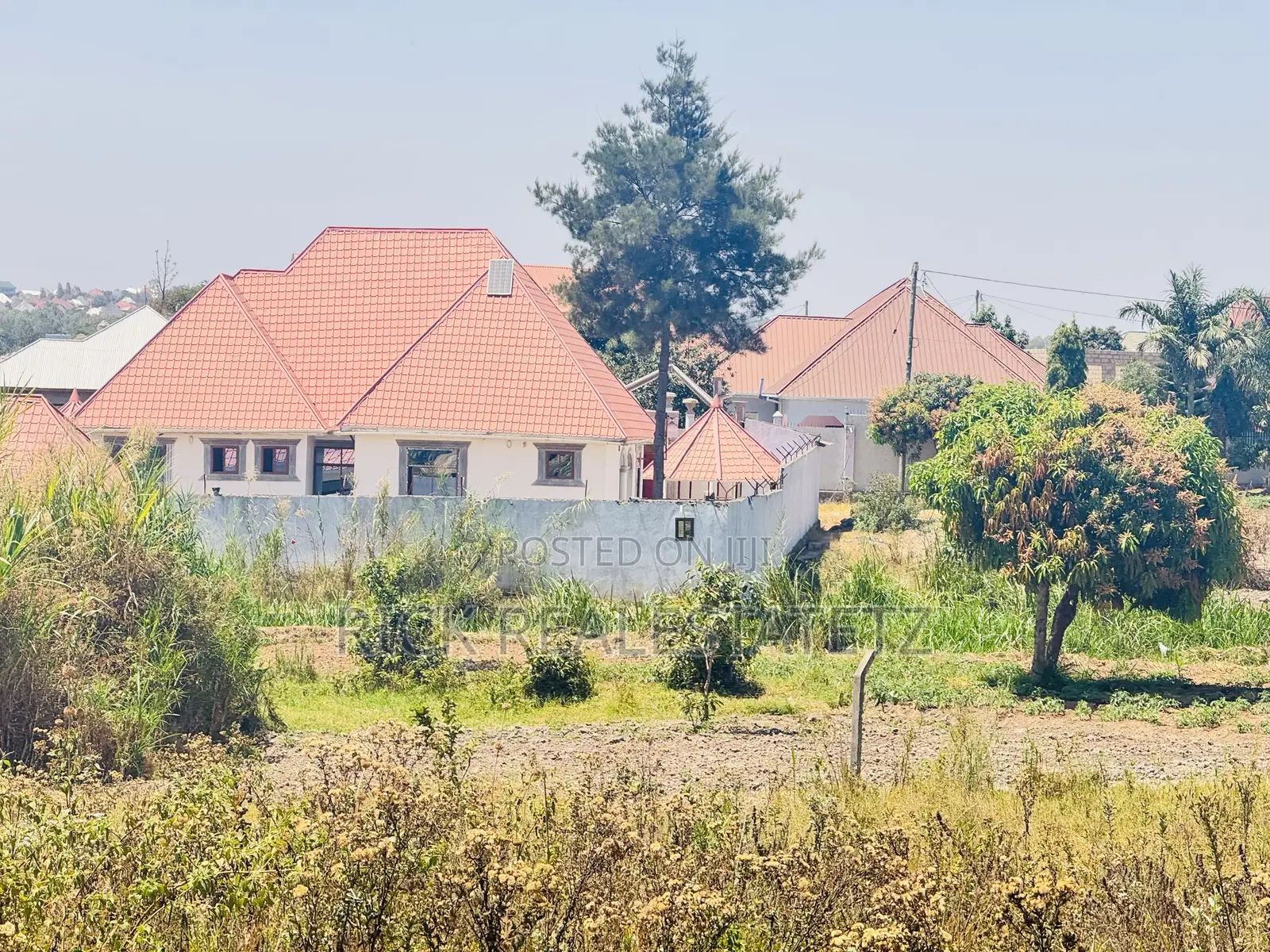 Kiwanja Cha SQM 1,104 Kinauzwa Buswelu Wilayani in Buswelu