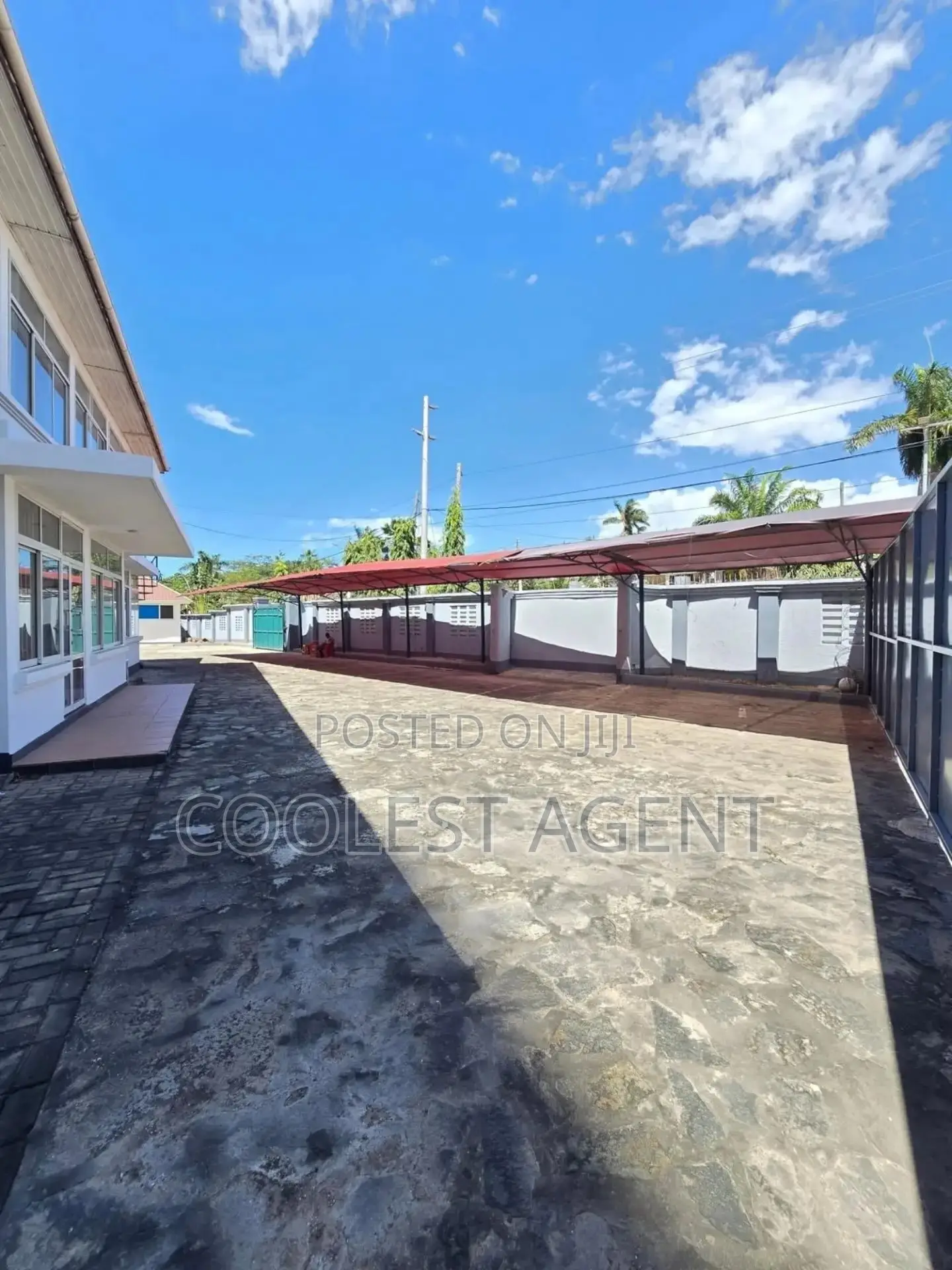 Office Space Victoria in Kinondoni