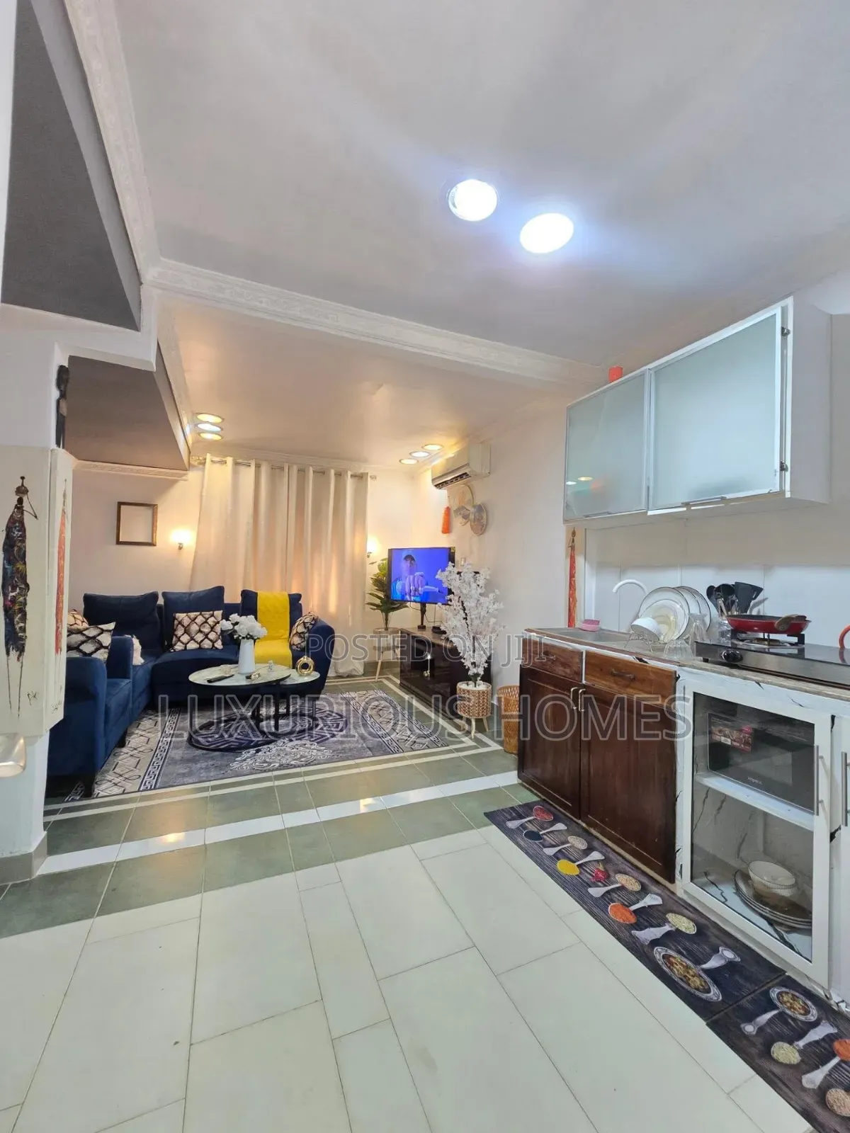 Furnished 1bdrm Apartment in Oyster Bay for rent in Oyster Bay