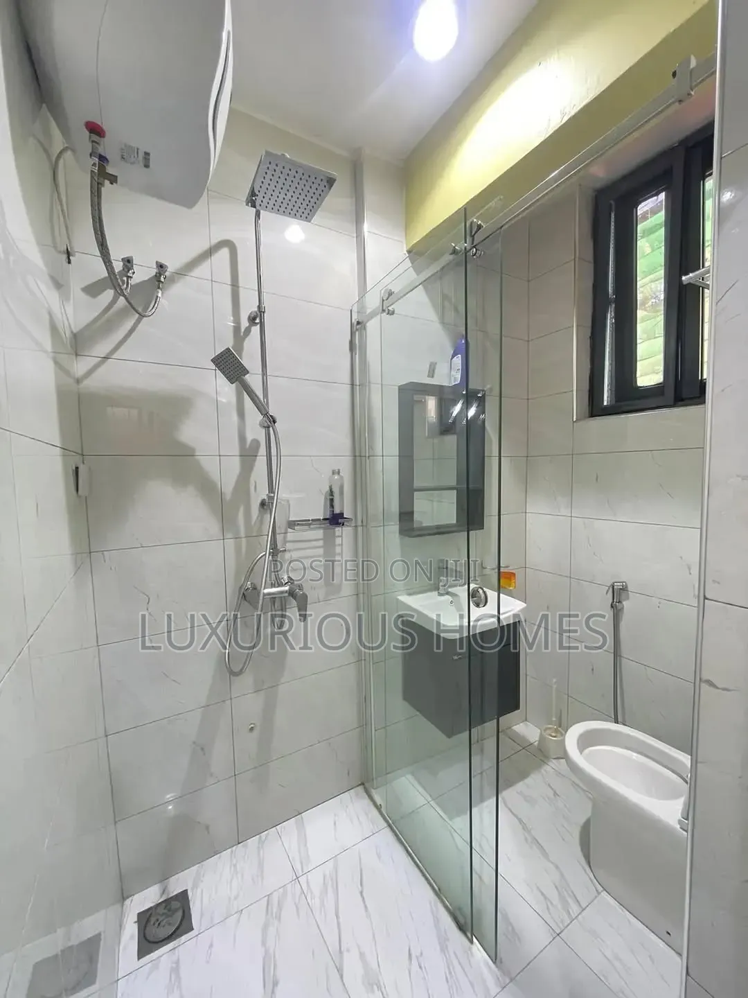 Furnished 3bdrm Apartment in Masaki for sale in Masaki