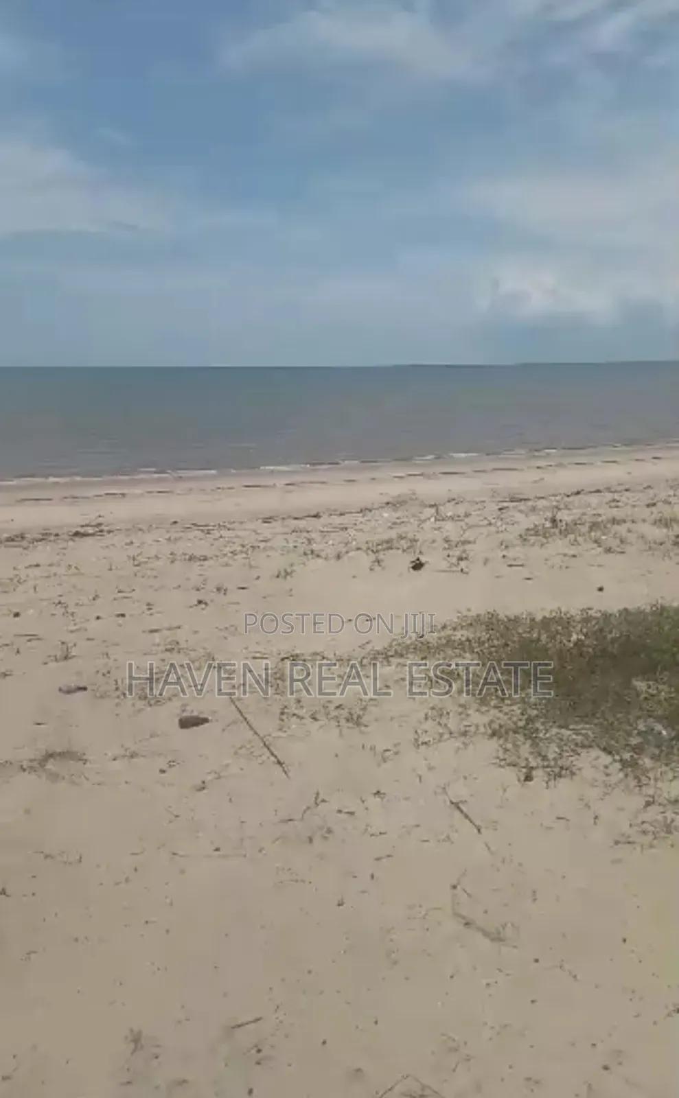 78 Acres Beach Plot Inauzwa Bagamoyo Kitame in Saadani