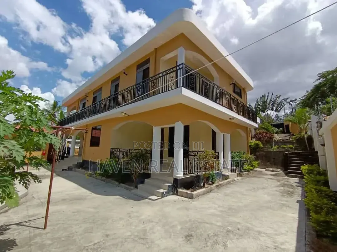 6bdrm House in Mbezi for sale in Mbezi
