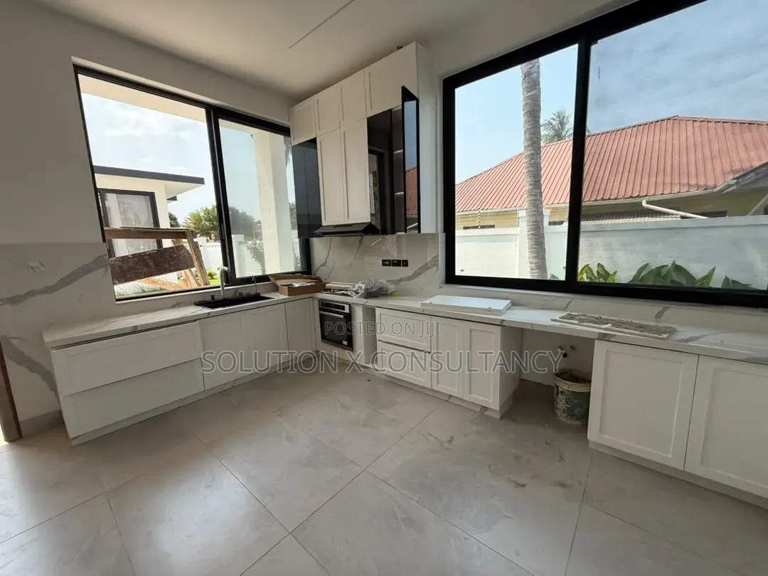 7bdrm House in Kunduchi for sale in Kunduchi