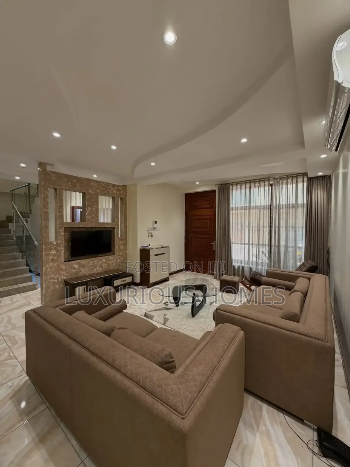 Furnished 3bdrm Villa in Ada Estate for rent in Ada Estate