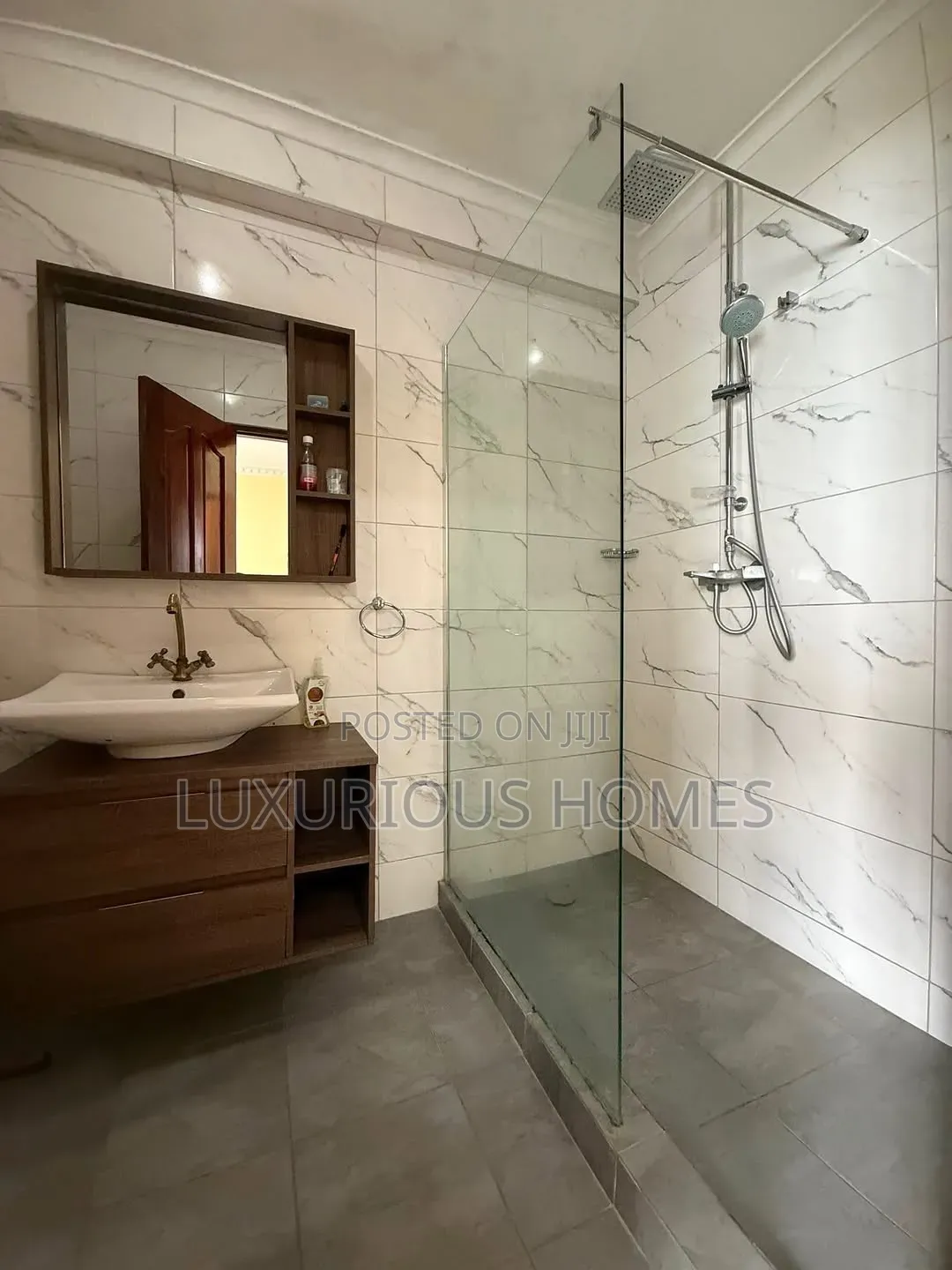 Furnished 3bdrm Apartment in Masaki for rent in Masaki
