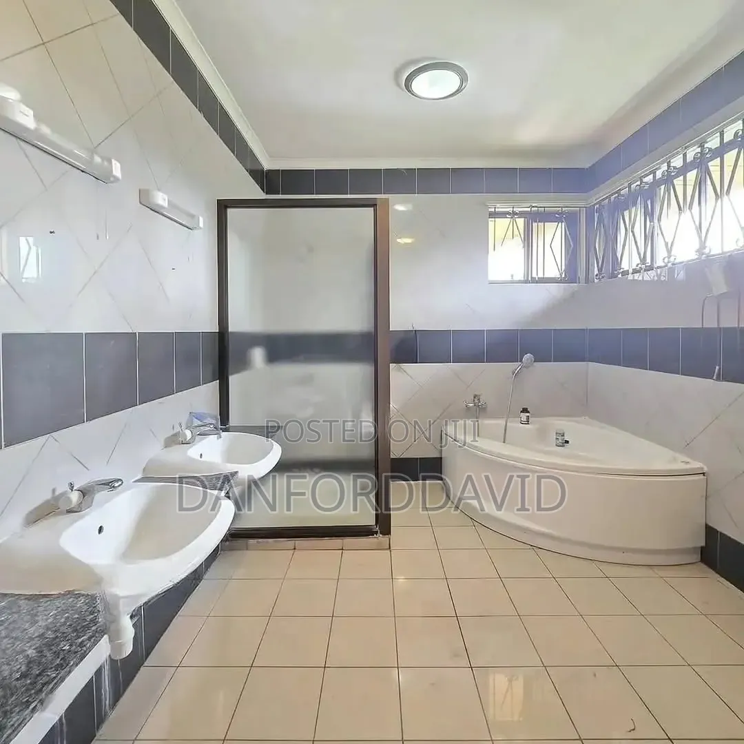 6bdrm House in Kahwa Real Estate, Mikocheni for sale in Mikocheni