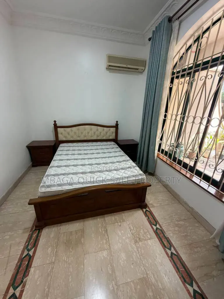 Furnished 4bdrm Villa in Masaki for rent in Masaki