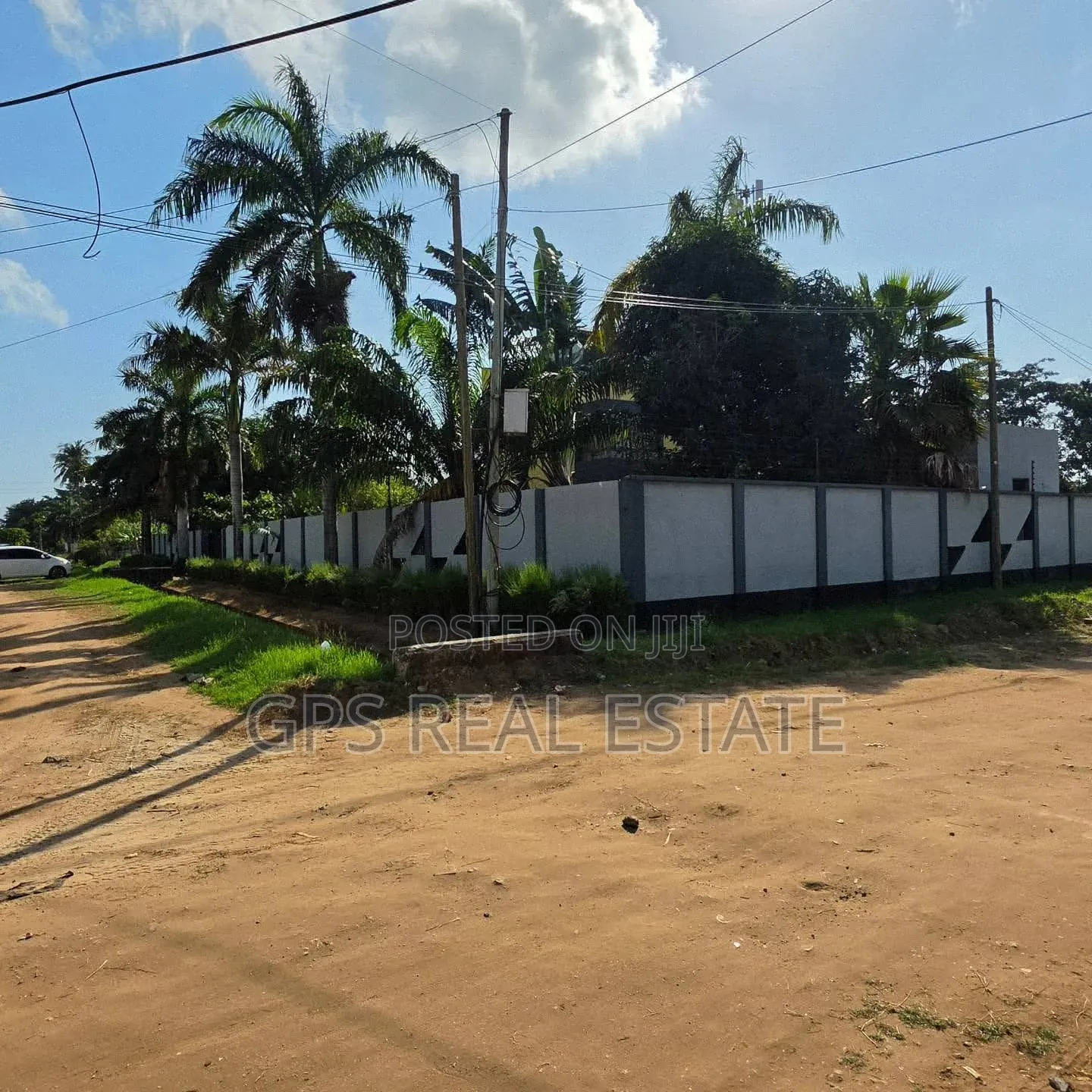 4bdrm House in Madale Mivumoni, Kinondoni for sale in Kinondoni