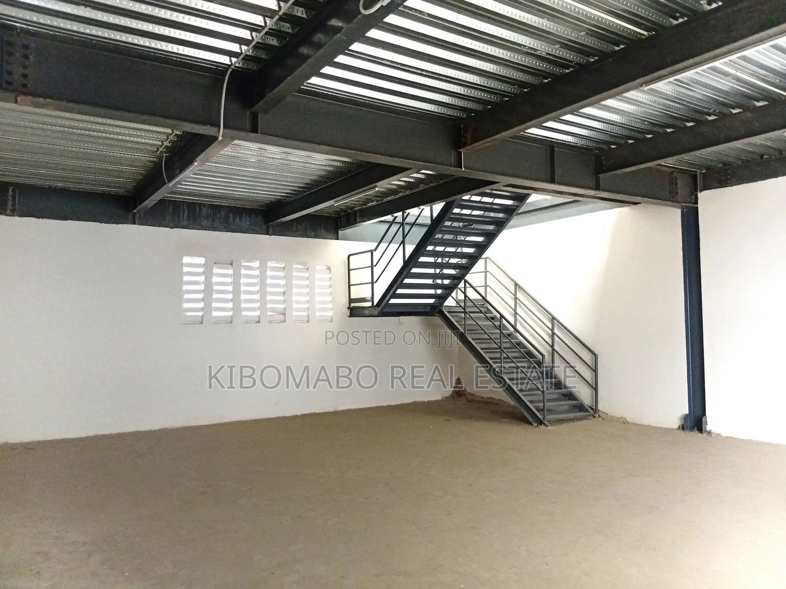 220 SQM Godown || Warehouse Rental - Nyerere Rd || Pugu Rd || Ilala in Ilala