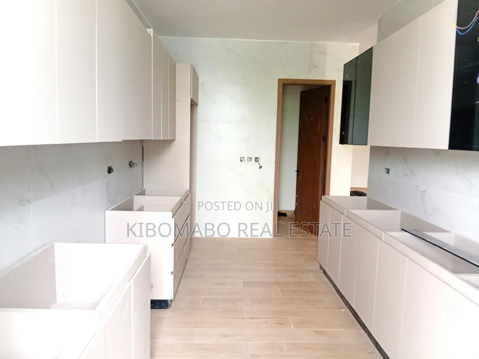2bdrm Apartment in Masaki for sale in Masaki