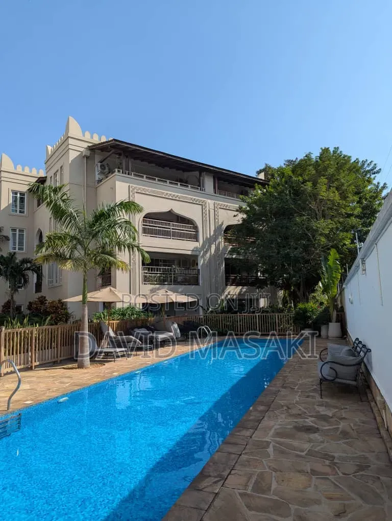 Furnished 4bdrm Apartment in Luxury Apartments, Oyster Bay for rent in Oyster Bay