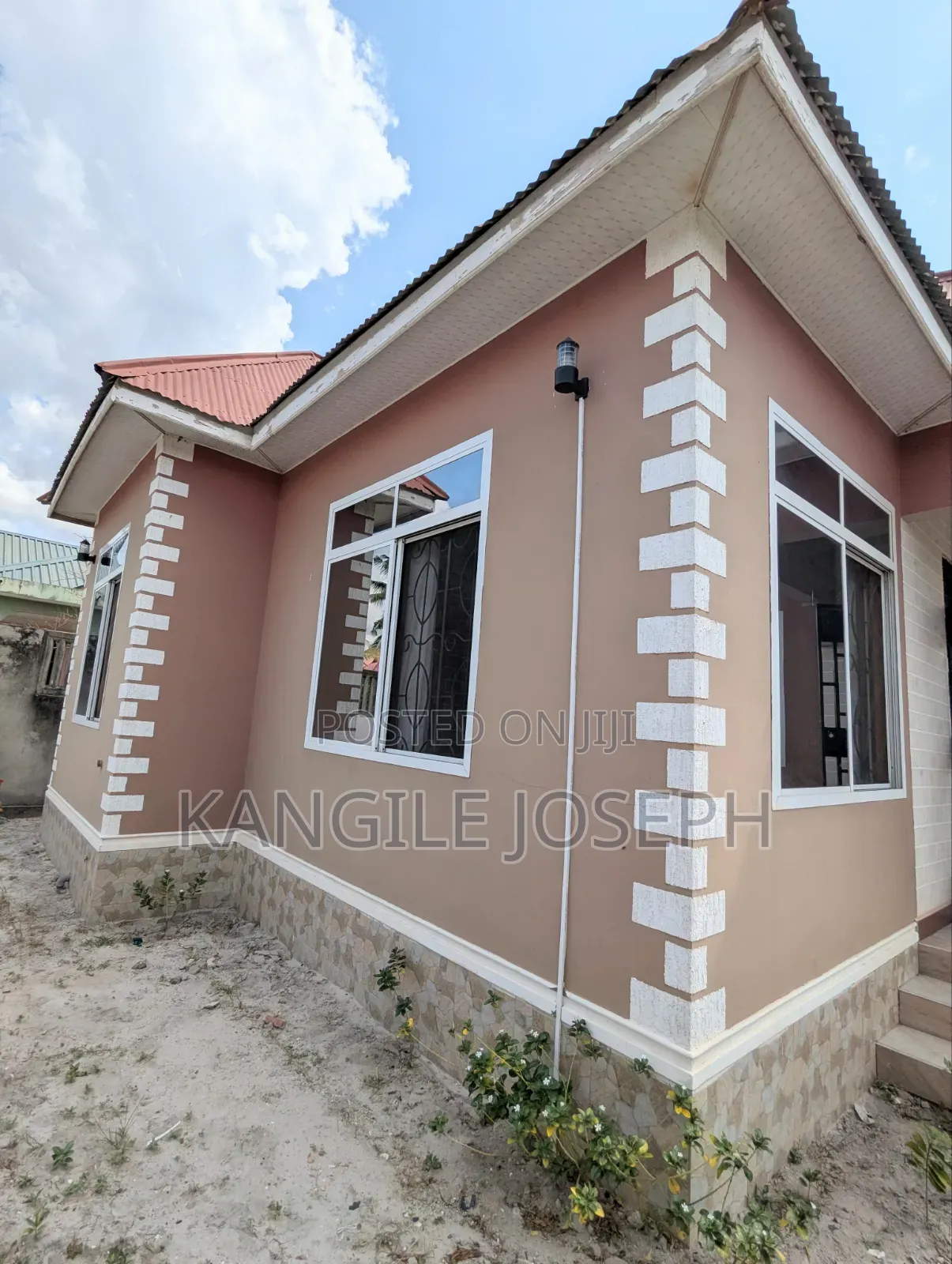 4bdrm House in Songosongo Street, Ukonga for sale in Ukonga