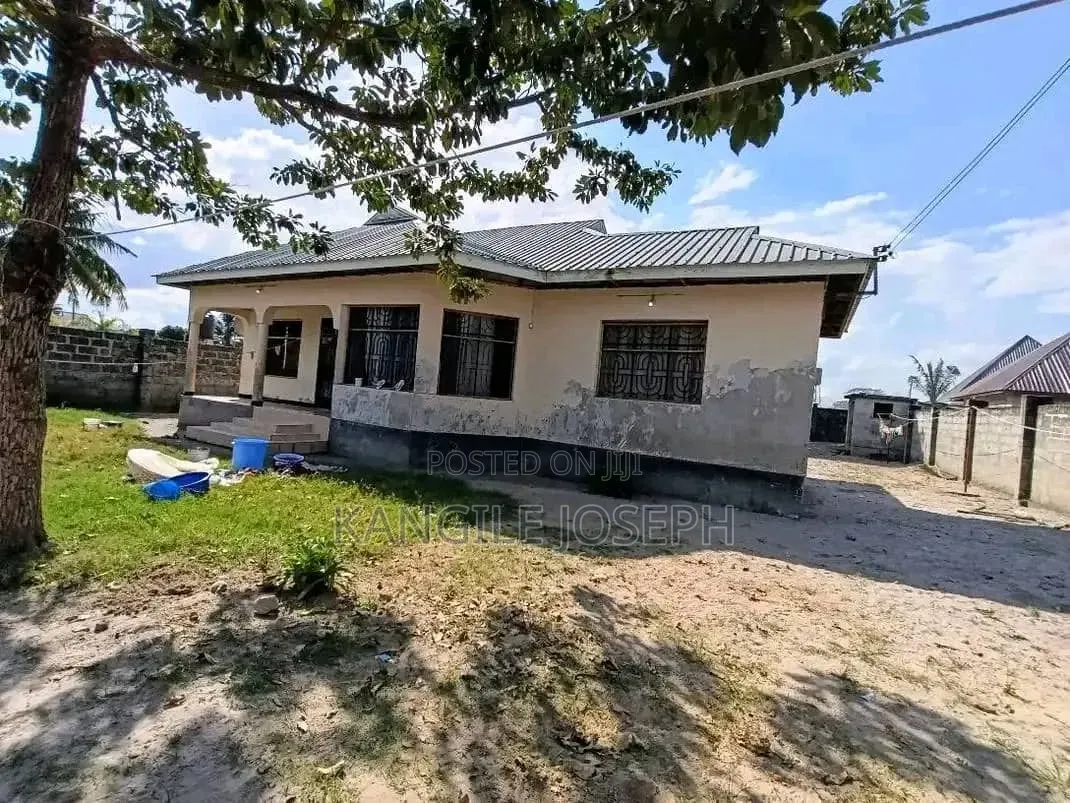 4bdrm House in Ngozoma Street, Pugu for sale in Pugu