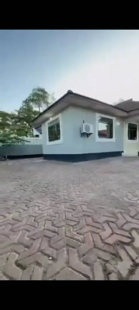 4bdrm House in Mbezi Beach for rent in Mbezi Beach