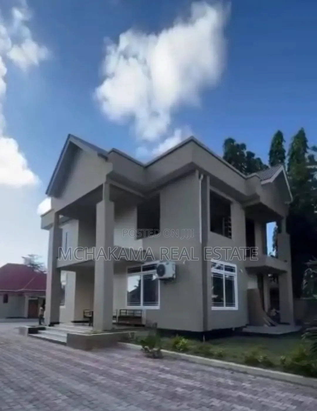 5bdrm Block of Flats in Mchakama Real Estate, Kunduchi for sale in Kunduchi