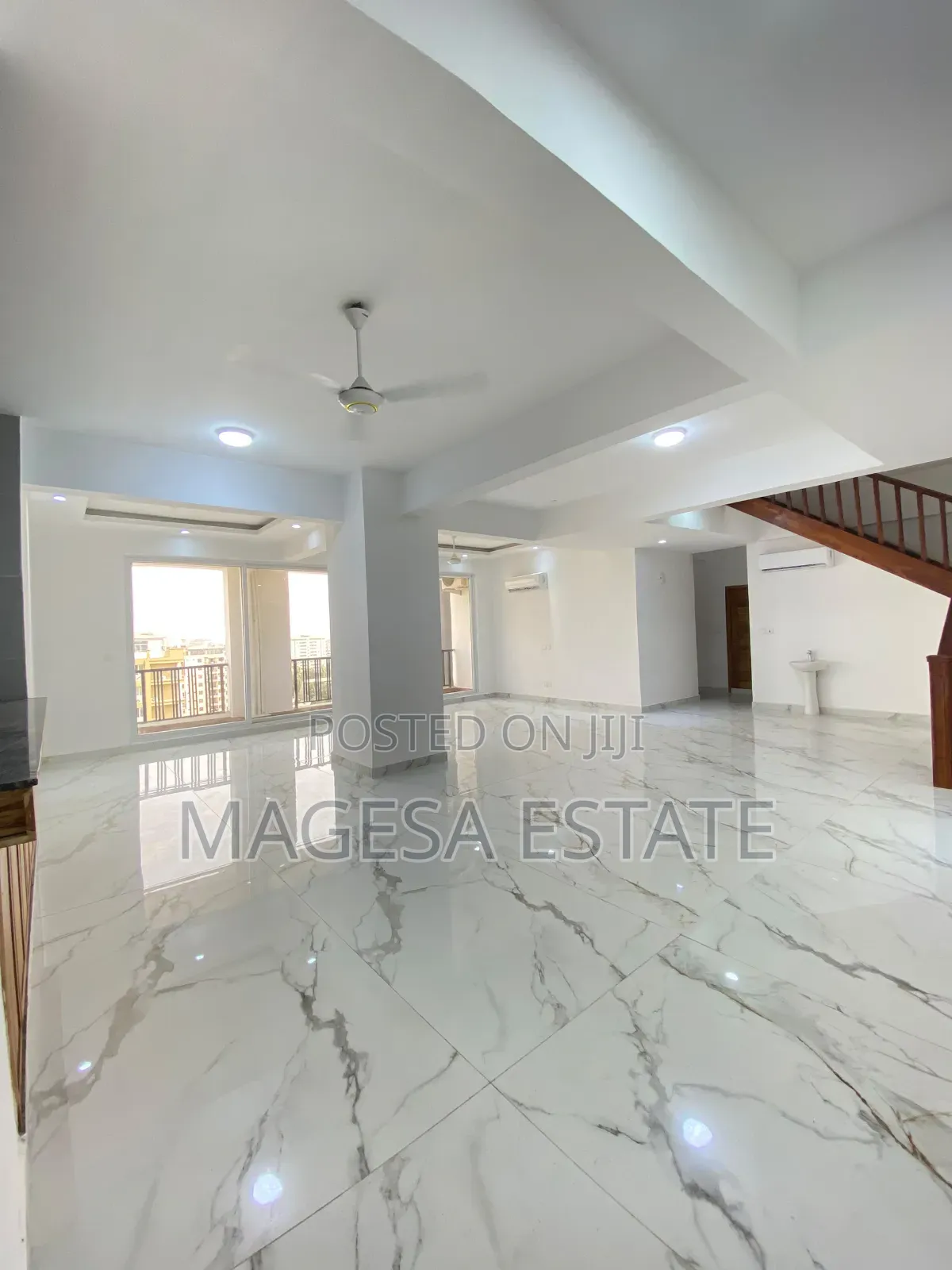 5bdrm Penthouse in Upanga for rent in Upanga East