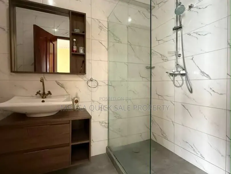 Furnished 3bdrm Apartment in Masaki for rent in Masaki