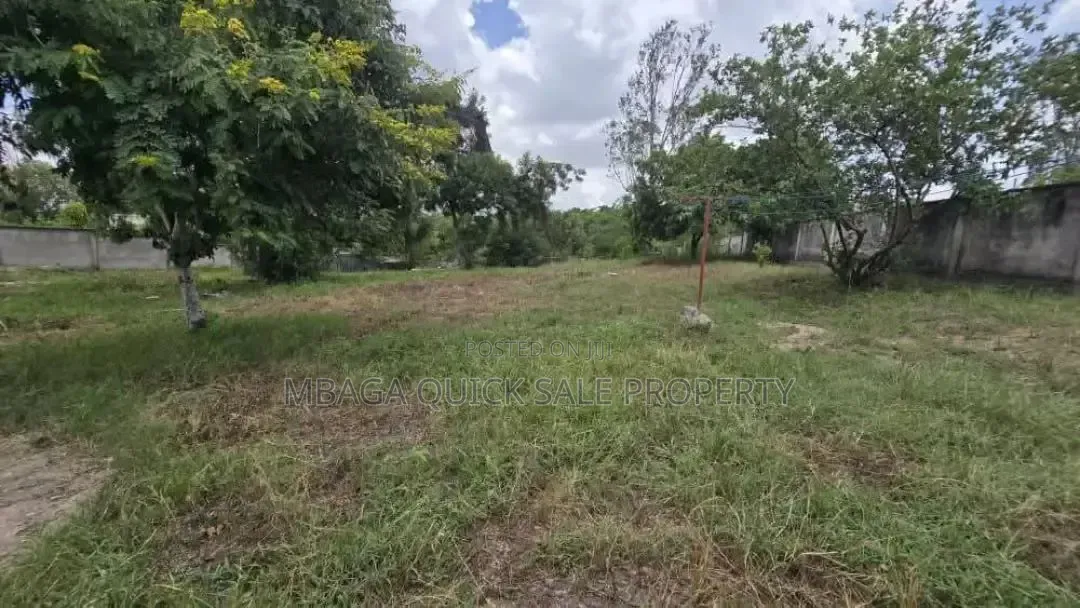 Plot Area SQM 2000 for Sale Located in Changanyikeni in Sinza