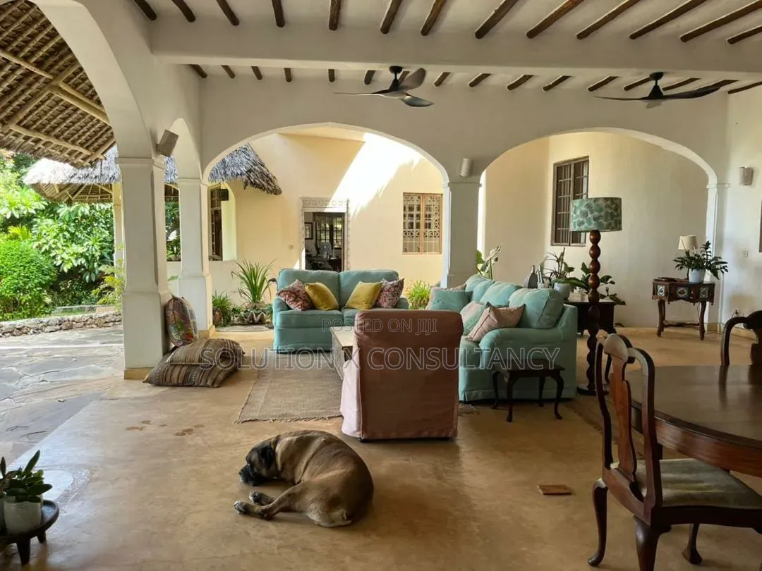 Furnished 5bdrm House in Kunduchi for sale in Kunduchi