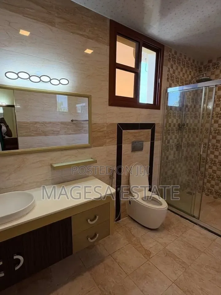 Furnished 3bdrm Villa in Ada Estate for rent in Ada Estate