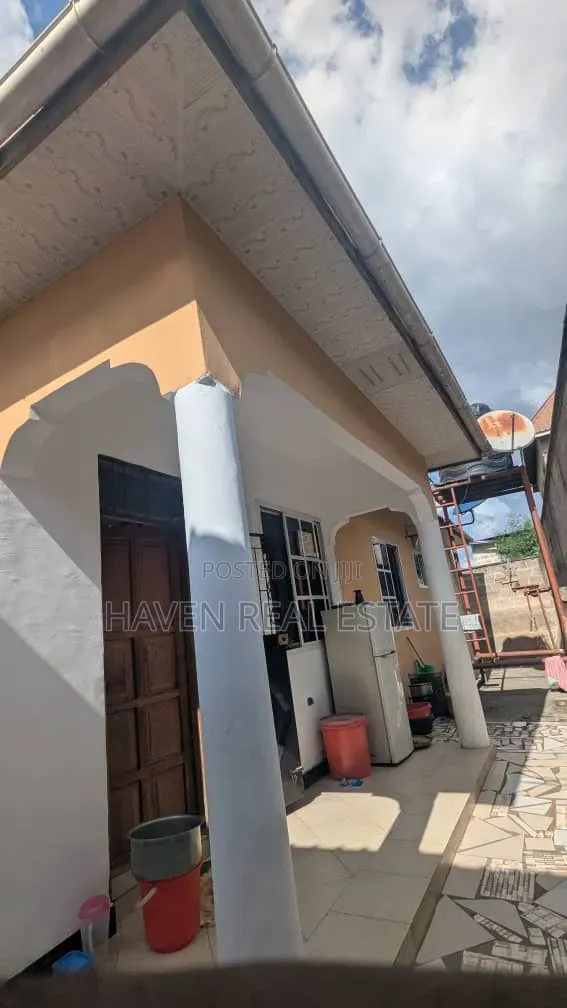 3bdrm House in Mbezi for sale in Mbezi