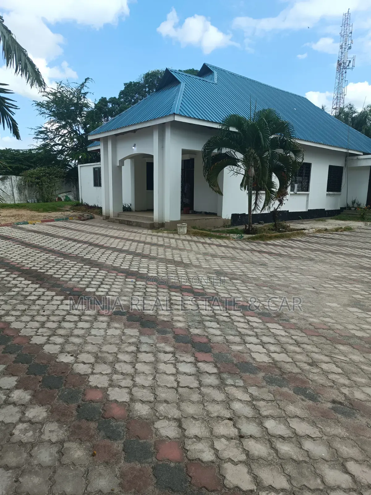 6bdrm House in Mikocheni for sale in Mikocheni