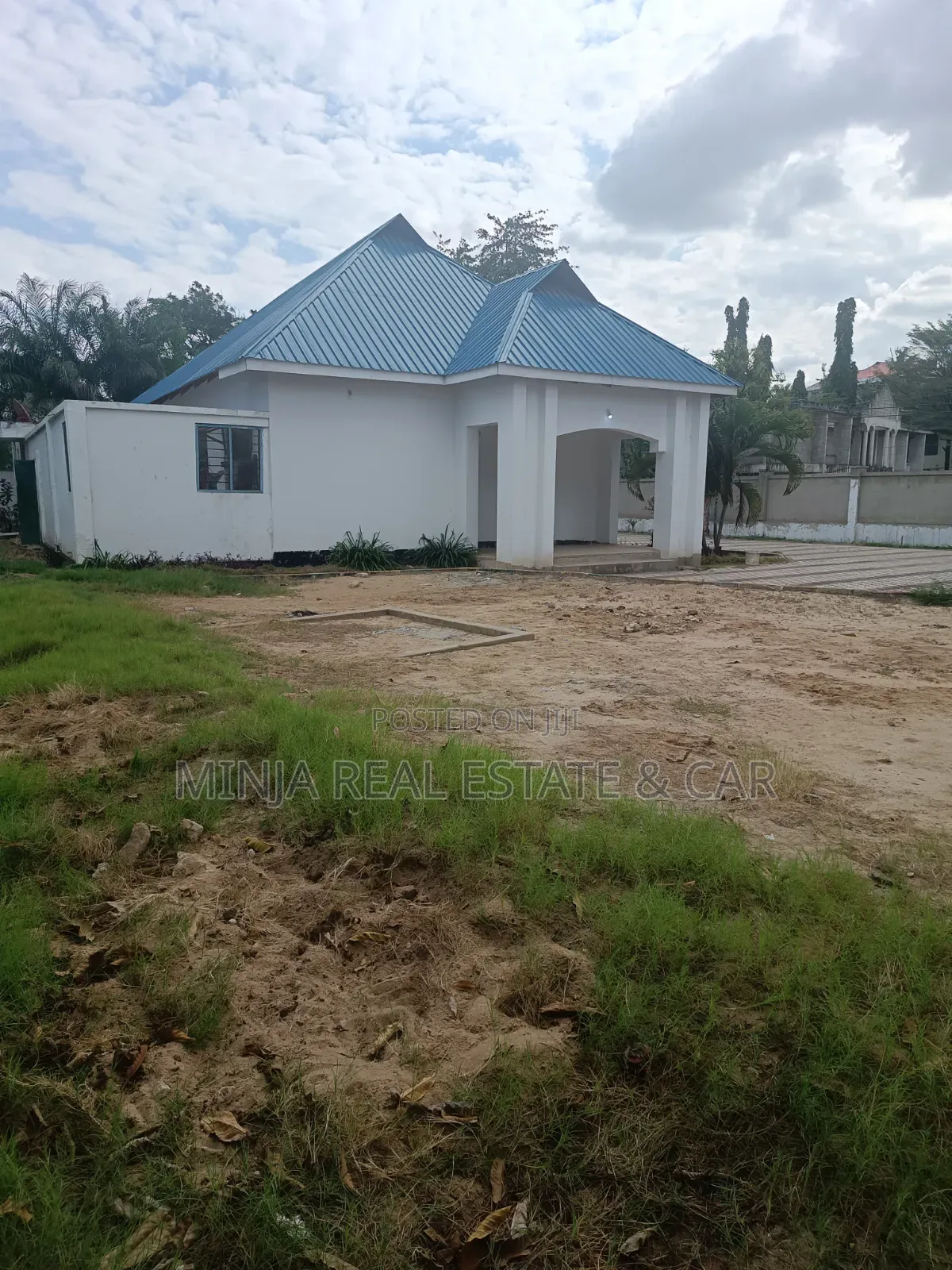 6bdrm House in Mikocheni for sale in Mikocheni