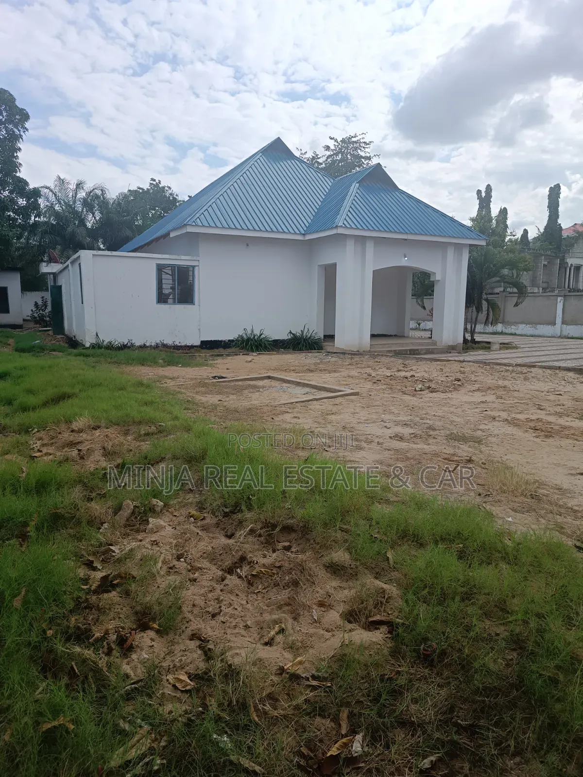 6bdrm House in Mikocheni for sale in Mikocheni